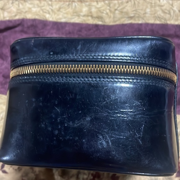 🖤Vintage GUC Patent Leather Gucci Vanity Case - Picture 4 of 13